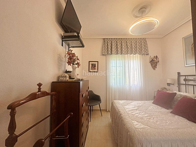 Foto ca83044c-ce87-419f-bc92-7b2664f82303. Casa a Aguas Nuevas Torrevieja
