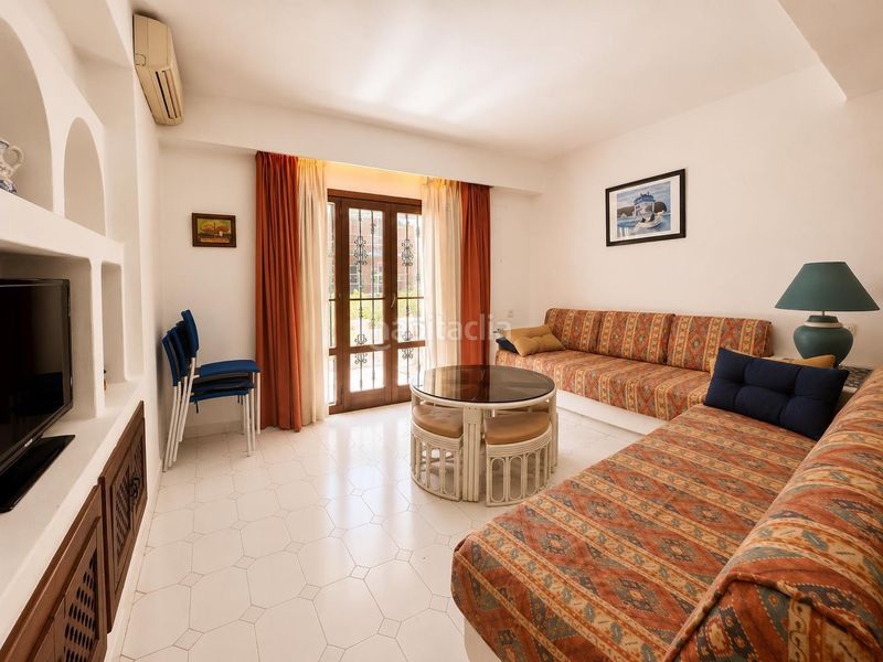 Foto cdccba6b-670b-455b-88bc-7925c1ea750a. Apartament amb aparcament a Cortes-Huertas Madrid