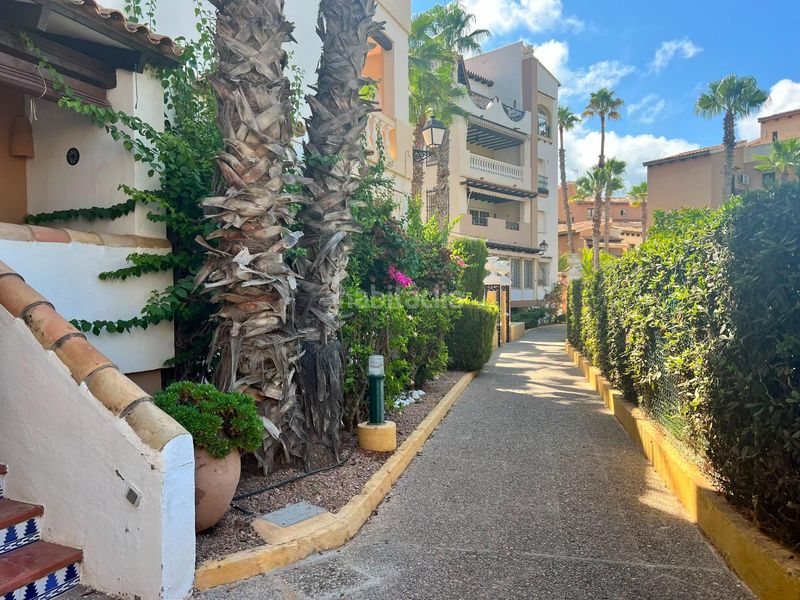 Foto fe551c07-36c4-4aa5-be9f-597bff62da52. Apartament amb aparcament a Cortes-Huertas Madrid