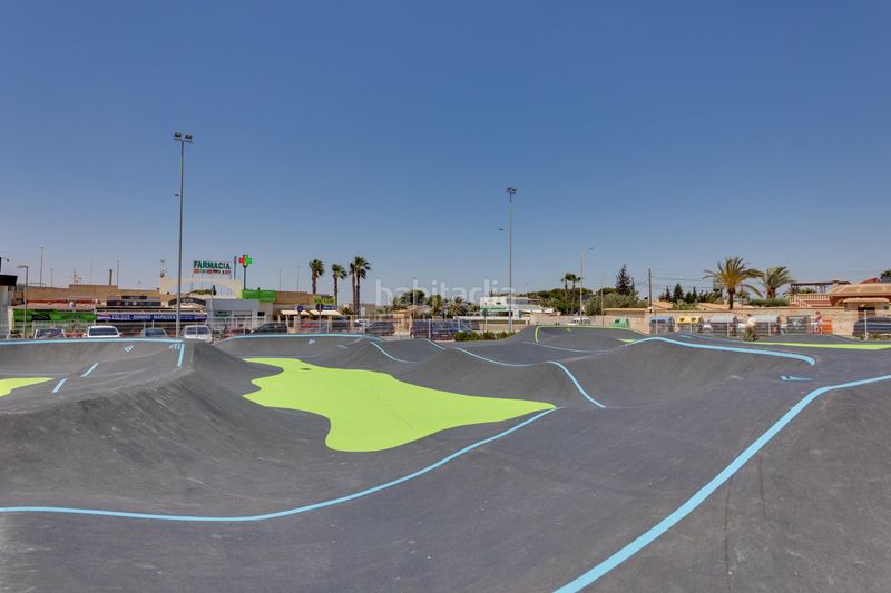 Foto 90b1ed7a-c22c-4487-8873-63d18ea4f599. Casa a Zona Carrefour - Urbanizaciones Torrevieja