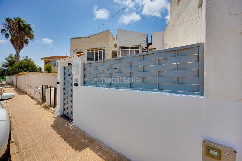 Foto bd1bba75-2422-4826-9ee0-8951ade39c70. Casa a Zona Carrefour - Urbanizaciones Torrevieja