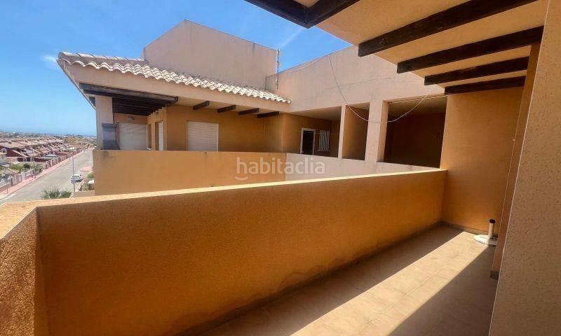 Foto 24832072-46d1-40bd-bd20-6141d2920625. Apartament amb piscina a Los Almendros Orihuela
