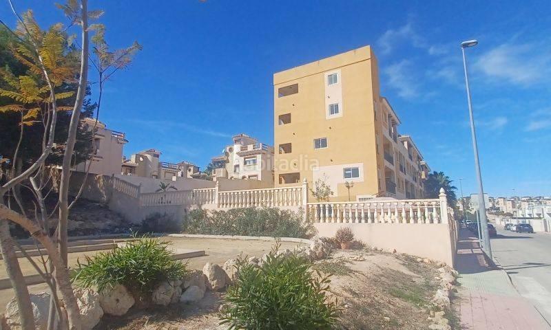 Foto 8607316c-b103-4fc0-a497-9a2025347154. Apartament amb piscina a Los Almendros Orihuela