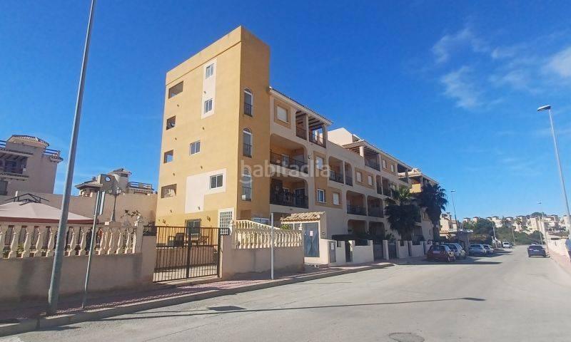 Foto 88099472-b7be-4e3c-a03e-3b88d95da1bb. Apartament amb piscina a Los Almendros Orihuela