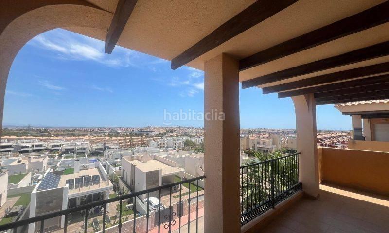 Foto 9fbd990f-ecc9-4be6-87ff-d41ff69773c6. Apartament amb piscina a Los Almendros Orihuela