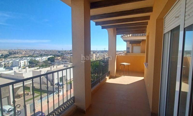 Foto cb3be9ab-5a13-45c8-9fb4-37602582bee1. Apartament amb piscina a Los Almendros Orihuela