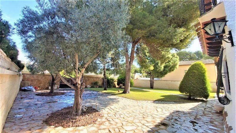 Foto c7c03a1d-bcda-416e-a5fe-43ace2debd4a. Chalet mit pool in Punta Prima Orihuela