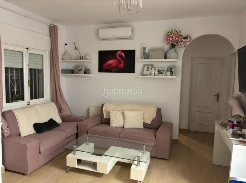 Foto 3d8c3558-40f7-411f-b0b5-a2065e246799. Chalet excelente villa independiente en una ubicación privilegiada en Orihuela