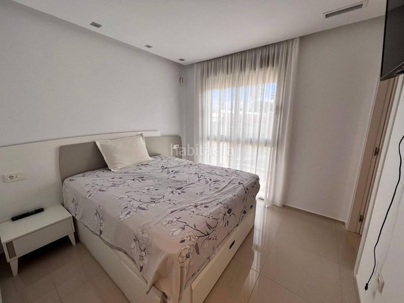 Foto 45a36f91-73dc-47e2-9f7c-452602645664. Apartamento encantador apartamento en primera planta con patio privado y piscina comunitaria en Rojales