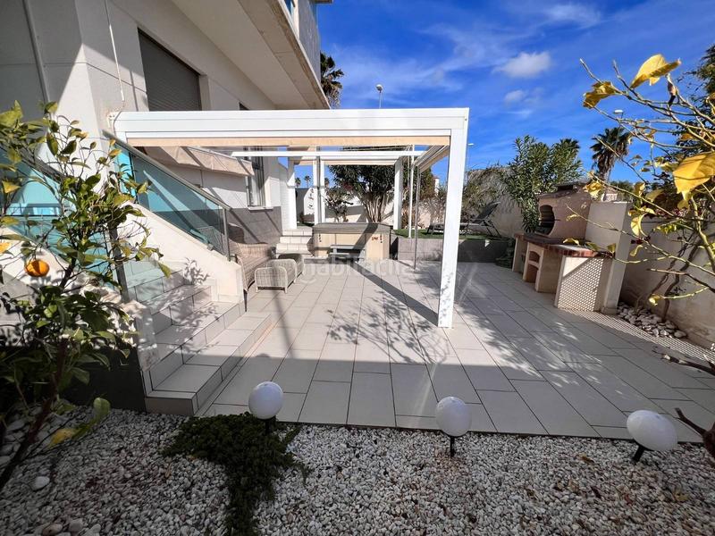 Foto 4b10a07d-a8e3-4ef4-8b22-2defc8bd09e8. Apartamento encantador apartamento en primera planta con patio privado y piscina comunitaria en Rojales