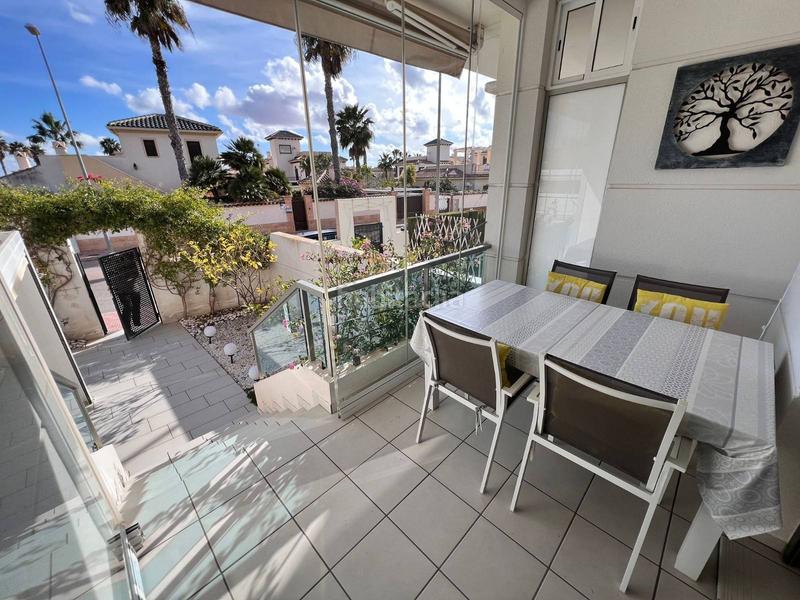 Foto eb3788d2-c121-4148-bb4d-4c3547e760e1. Apartamento encantador apartamento en primera planta con patio privado y piscina comunitaria en Rojales