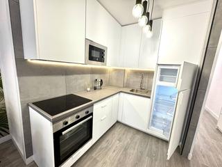 Appartement à Antonio Machado. Piso luminoso con terraza en planta 3, a pocos minutos de la pla