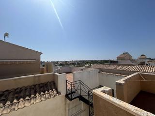 Maison à El Molino. Encantadora casa en torrevieja con vistas impresionantes y terra