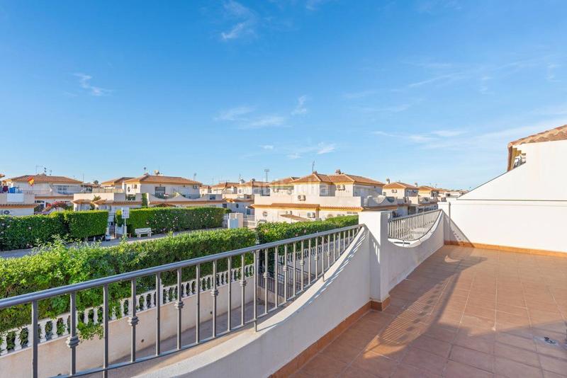 Foto 7082de7f-1d1a-47ec-8d43-bc519c1d9235. Haus mit heizung parking in Lomas de Cabo Roig - Los Dolses Orihuela