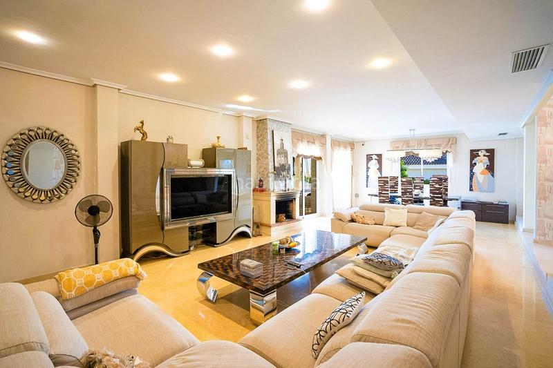 Foto 4ff00cd7-8ab0-4a68-b539-7a459d61458d. Xalet amb calefacció aparcament piscina a Cañada del Molino Torrevieja