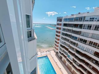 Pis en Avenida doctor gregorio maraon. Fantastico piso con impresionantes vistas al mar, ideal para viv