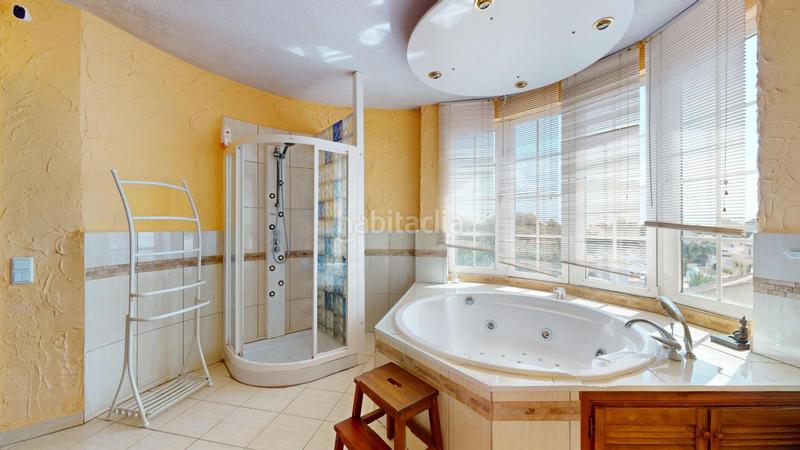 Foto dd83f0e5-c337-4d3f-a261-ae14cb2d5045. Chalet mit pool in La Zenia Orihuela