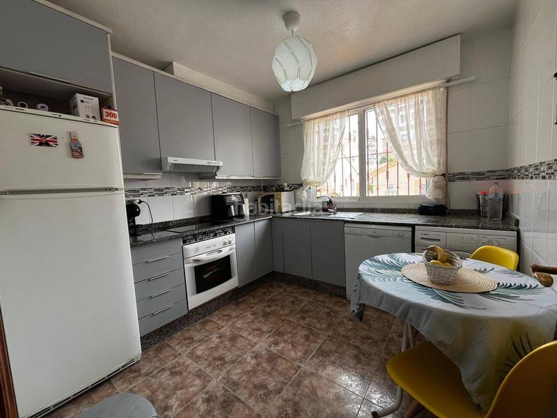 Foto 13e64317-fbcc-4b6c-9eb1-5ce555c55ddd. Duplex avec piscine dans Parque de las Naciones Torrevieja