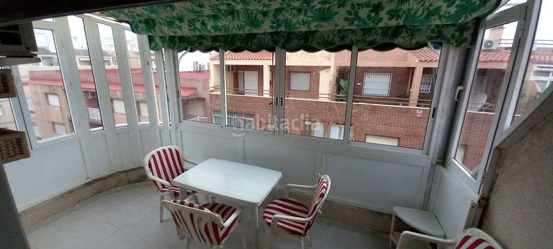 Foto c33e05c8-61a5-41f1-89af-848d7282759e. Àtic amb piscina a El Acequión Torrevieja