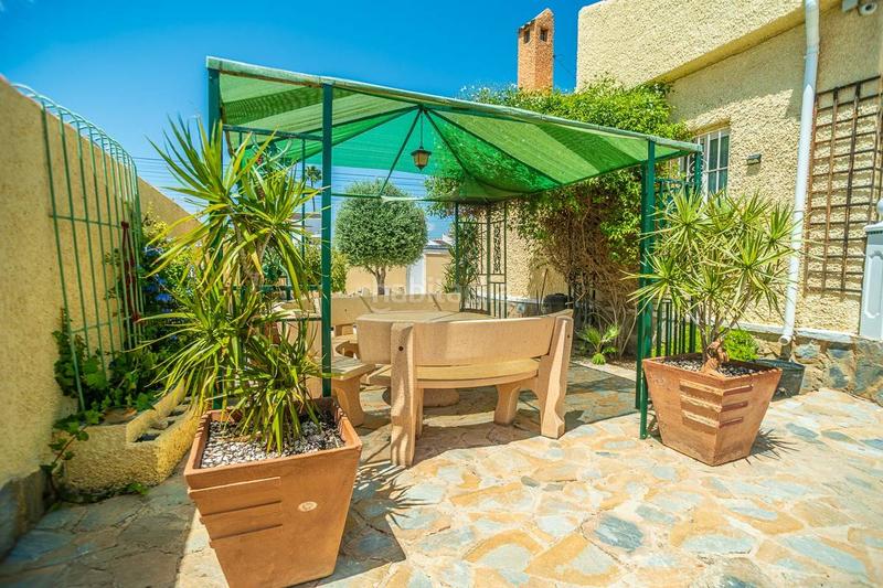 Foto 77cecff1-b32b-4fd1-9623-7545f57e47e3. Xalet amb piscina a Zona Carrefour - Urbanizaciones Torrevieja