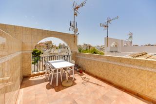 Apartament en Calle londres. Dplex en exclusiva urbanizacin calas blancas