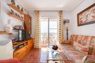 Piccolo appartamento in Calle copenhague. Apartamento de 2 dormitorios en residencial con piscina, en torr
