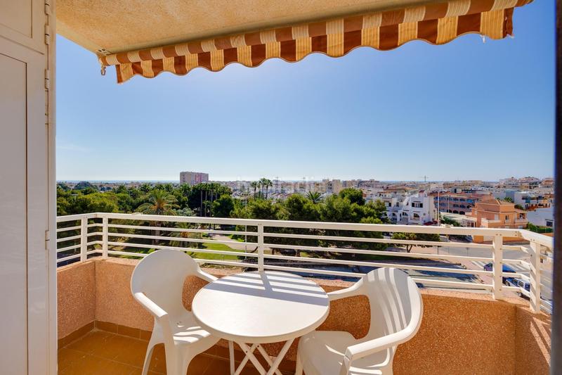 Foto 08870b8e-35bd-45af-80d6-959fee674c03. Apartamento en calle copenhague apartamento de 2 dormitorios en residencial con piscina, en Torrevieja