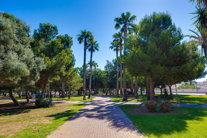 Foto 16f67261-7d27-4443-b767-aa529c5e3db9. Apartamento en calle copenhague apartamento de 2 dormitorios en residencial con piscina, en Torrevieja