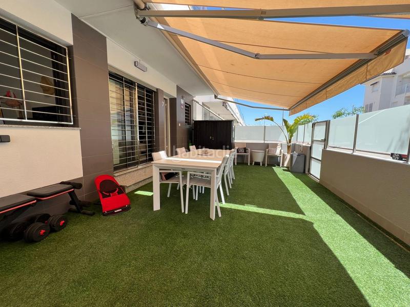 Foto a614ba8f-641a-4f89-9578-de8707715efe. Haus mit parking pool in Pueblo Latino Pilar de la Horadada