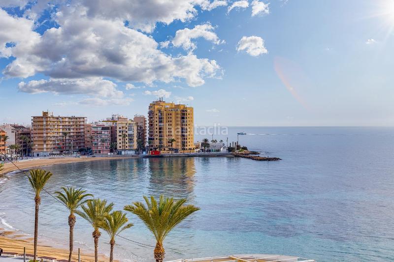 Foto 3ef9f788-f5b7-470a-9933-13122d83b4e6. Apartamento  de 3 dormitorios con vistas al puerto y al mar , zona centro en Torrevieja