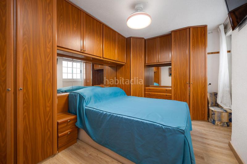 Foto 7a52ed9b-2751-4615-bf32-6e9f423caa99. Apartamento  de 3 dormitorios con vistas al puerto y al mar , zona centro en Torrevieja
