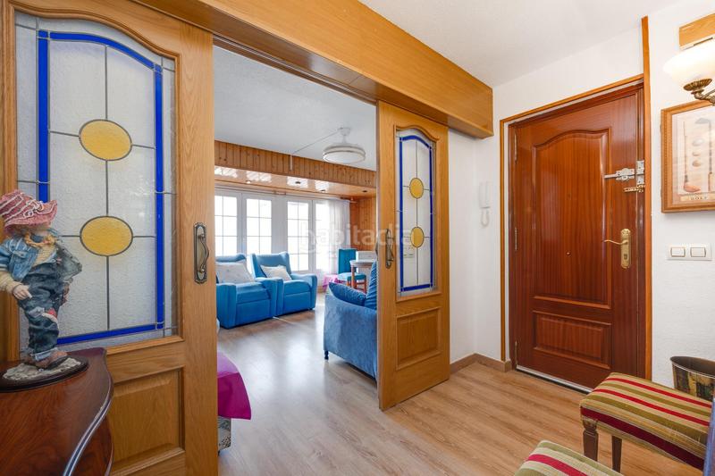 Foto 81e49af5-53f3-483e-b296-8d175ee66ff3. Apartamento  de 3 dormitorios con vistas al puerto y al mar , zona centro en Torrevieja