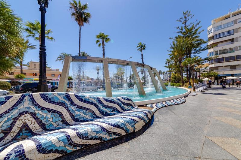 Foto b3e38324-2b38-4072-b108-5b657023a50c. Apartamento  de 3 dormitorios con vistas al puerto y al mar , zona centro en Torrevieja