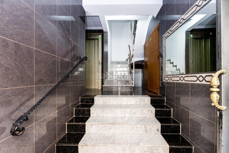 Foto bbcc911f-7570-44e0-92b6-dddda4ba8804. Apartamento  de 3 dormitorios con vistas al puerto y al mar , zona centro en Torrevieja