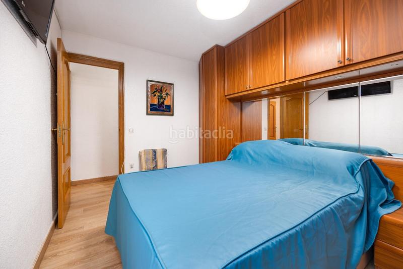 Foto bda1620d-ebf4-48a9-ad7a-895a669061ee. Apartamento  de 3 dormitorios con vistas al puerto y al mar , zona centro en Torrevieja