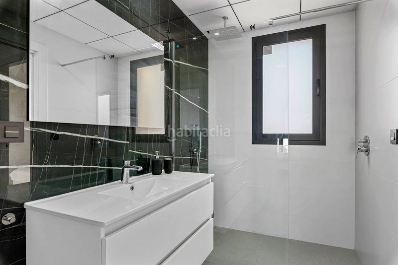 Foto 5aa28d24-09e8-4ced-870f-85e8ab961ac4. Xalet amb piscina a Rojales