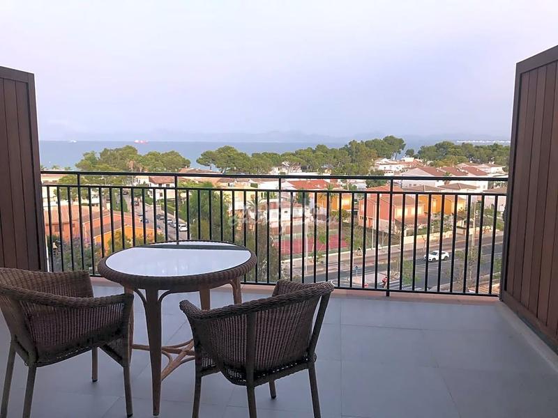 Foto 0e988cc4-fdb4-489d-85a9-5f700e63ff0c. Tríplex amb piscina a port d´Alcúdia-platja dálcúdia Alcúdia