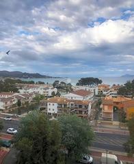 Dreistöckige Wohnung  D'artà. Apartamento con vistas al mar