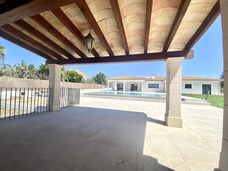 Foto 154a6ce1-96bf-4846-b3ef-4957c1c2990b. Casa amb piscina a Es Garrovers Marratxí