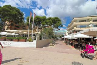 Business premise  Magaluf. Restaurante junto al mar