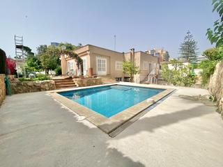 Casa  De son rigo. Fantstico chalet unifamiliar en las maravillas
