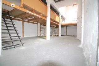 Maison à Plaça dels Patins. Se vende edificio en pleno centro de la ciudad.