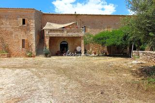 Mas  De sineu. Finca rústica  son marròn