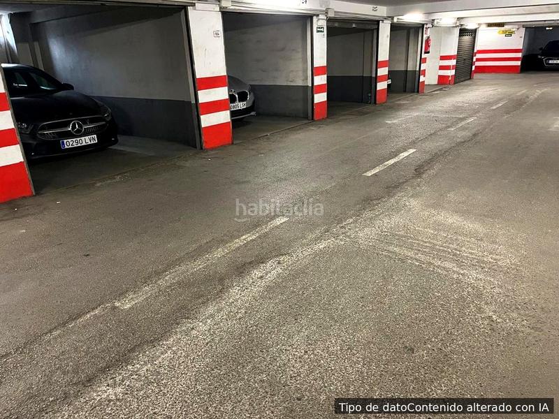 Foto 9448dedb-8bfb-4c99-8aa3-4c3b588bd0bf. Car parking in Jaume III Palma de Mallorca