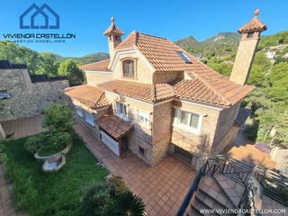 Chalet en Montornés-Las Palmas-El Refugio. Exclusivo en zona de montaña