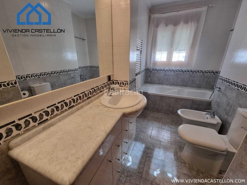 Foto f1537f41-9996-4343-9c5f-9572c95b2933. Chalet con riscaldamento parcheggio piscina in Montornés-Las Palmas-El Refugio Benicasim / Benicàssim