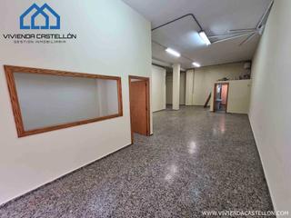 Local Comercial en Carrer de l'Alcalde Tàrrega