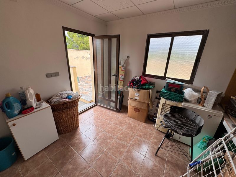 Foto baf3f968-0f90-4374-b743-c8044b0d2f8e. Casa amb xemeneia calefacció a Pinoso