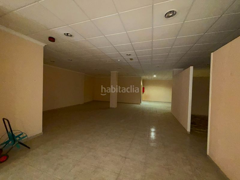Foto a541e1eb-dcac-4b0c-b9ce-1d4b3fde2938. Nave industrial nave en venta en calle magallanes en Elda