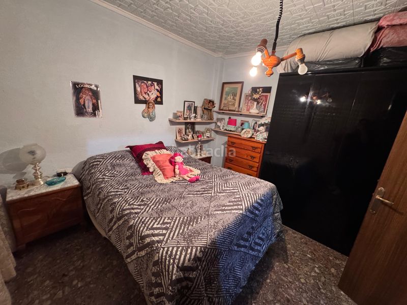 Foto caa902a1-2e34-4e2d-92be-3b743a9dac4f. Casa amb aparcament a Petrer